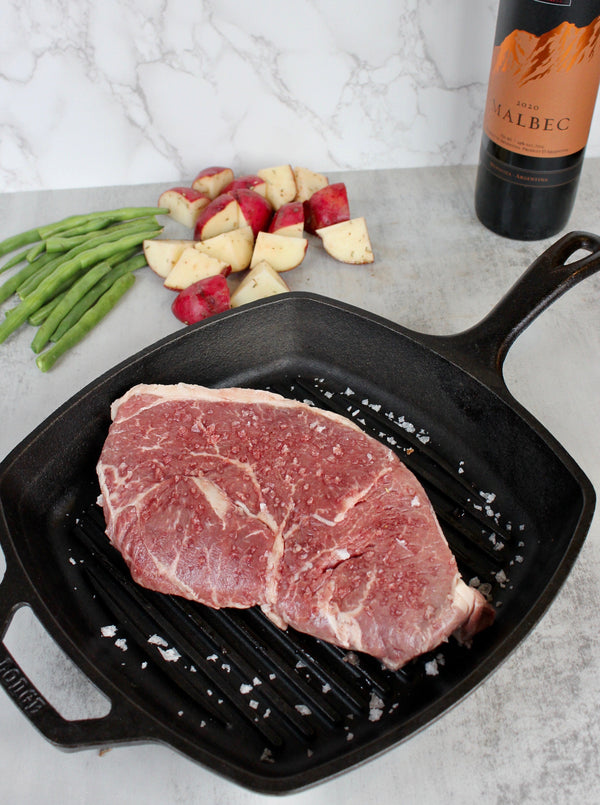 Prime Angus Sirloin Steak, Dry Aged, Cast Iron Pan, Coarse Sea Salt, Malbec Wine